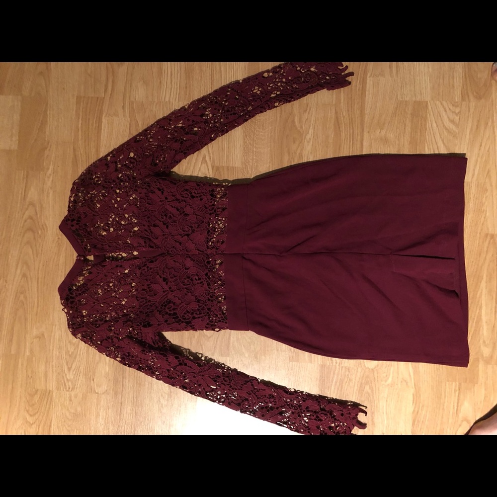 Red Long Sleeve Laced Dress